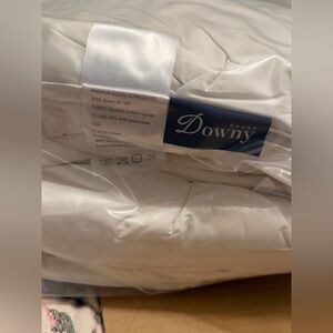 Downy Haven premium goose down comforter/duvet